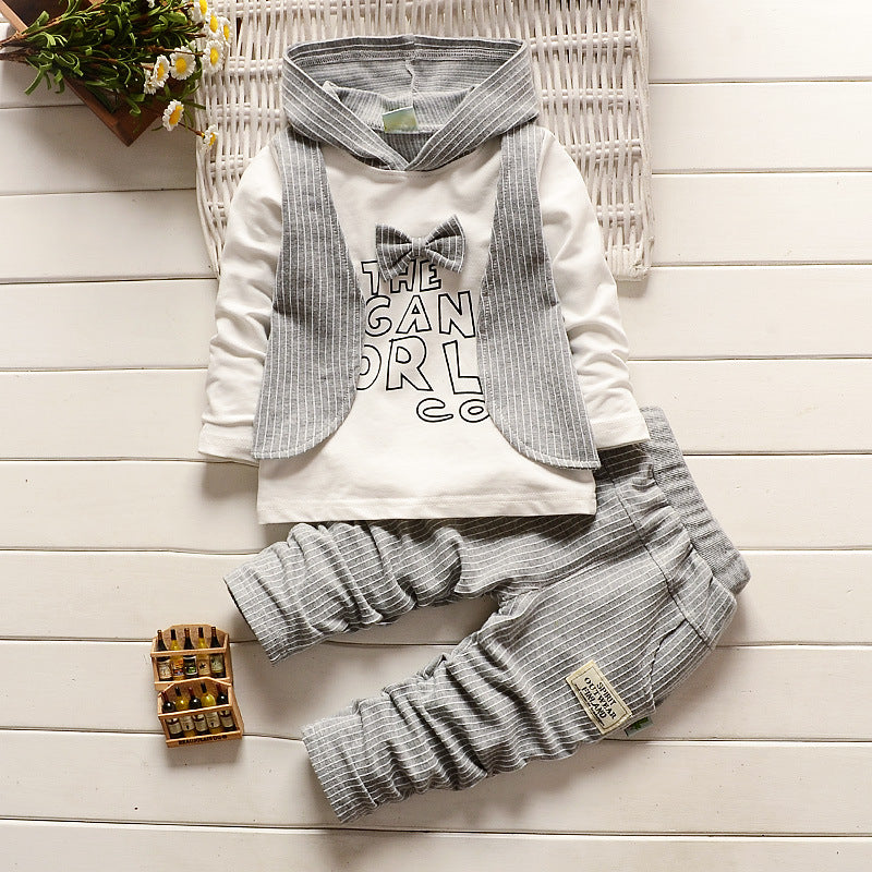 Conjunto infantil de otoño con capucha (3 piezas)